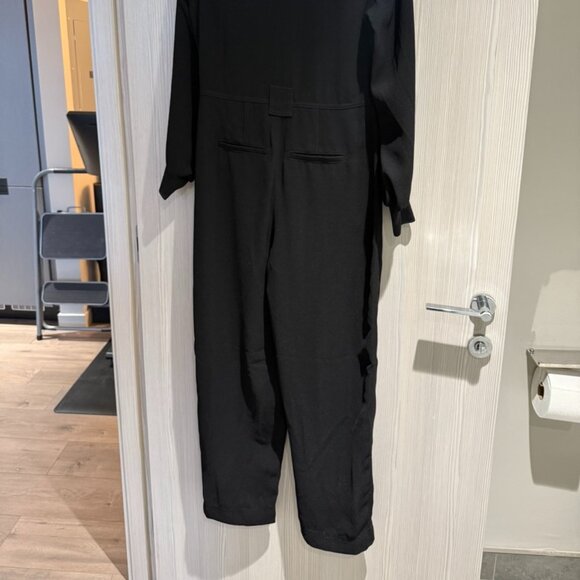 ME+EM Black Jumpsuit (Like New Size 4) - Picture 16 of 16